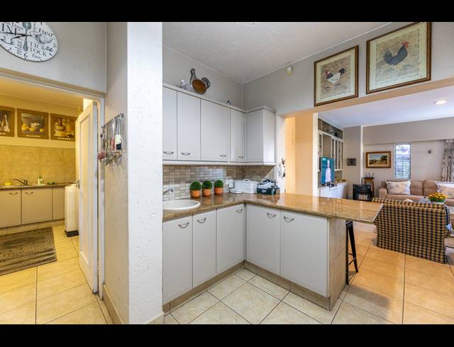 4 BEDROOM HOUSE FOR SALE IN LONEHILL